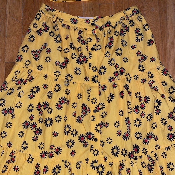 Solid & Striped size L daisy 3 tier ruffled skirt set with matching top - Picture 7 of 15